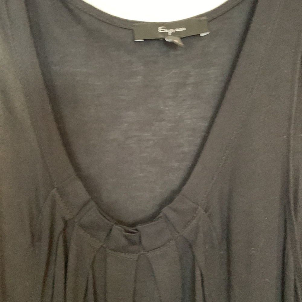 Express Top - Picture 2 of 5